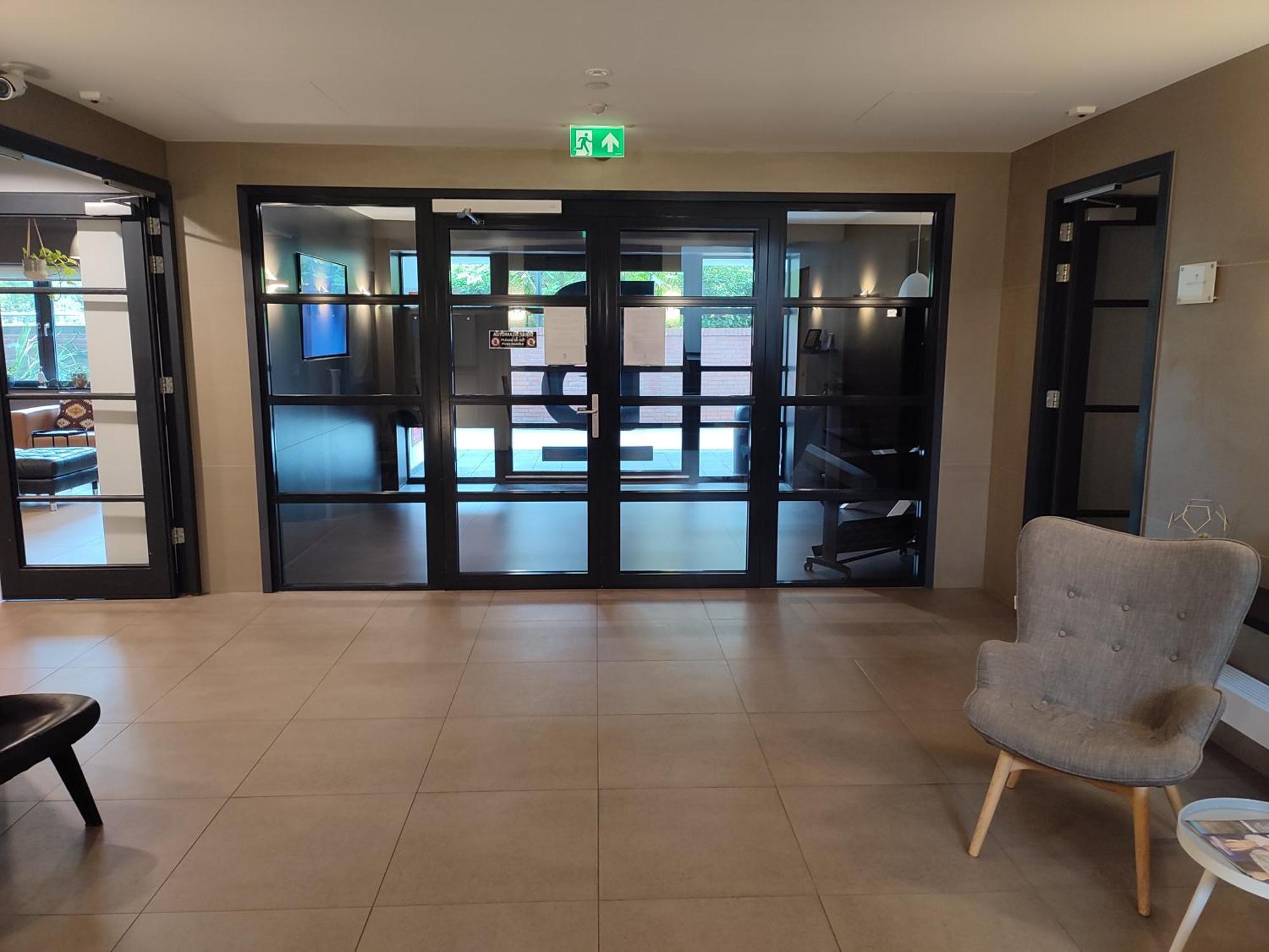 B-Aparthotel Kennedy Hága Kültér fotó