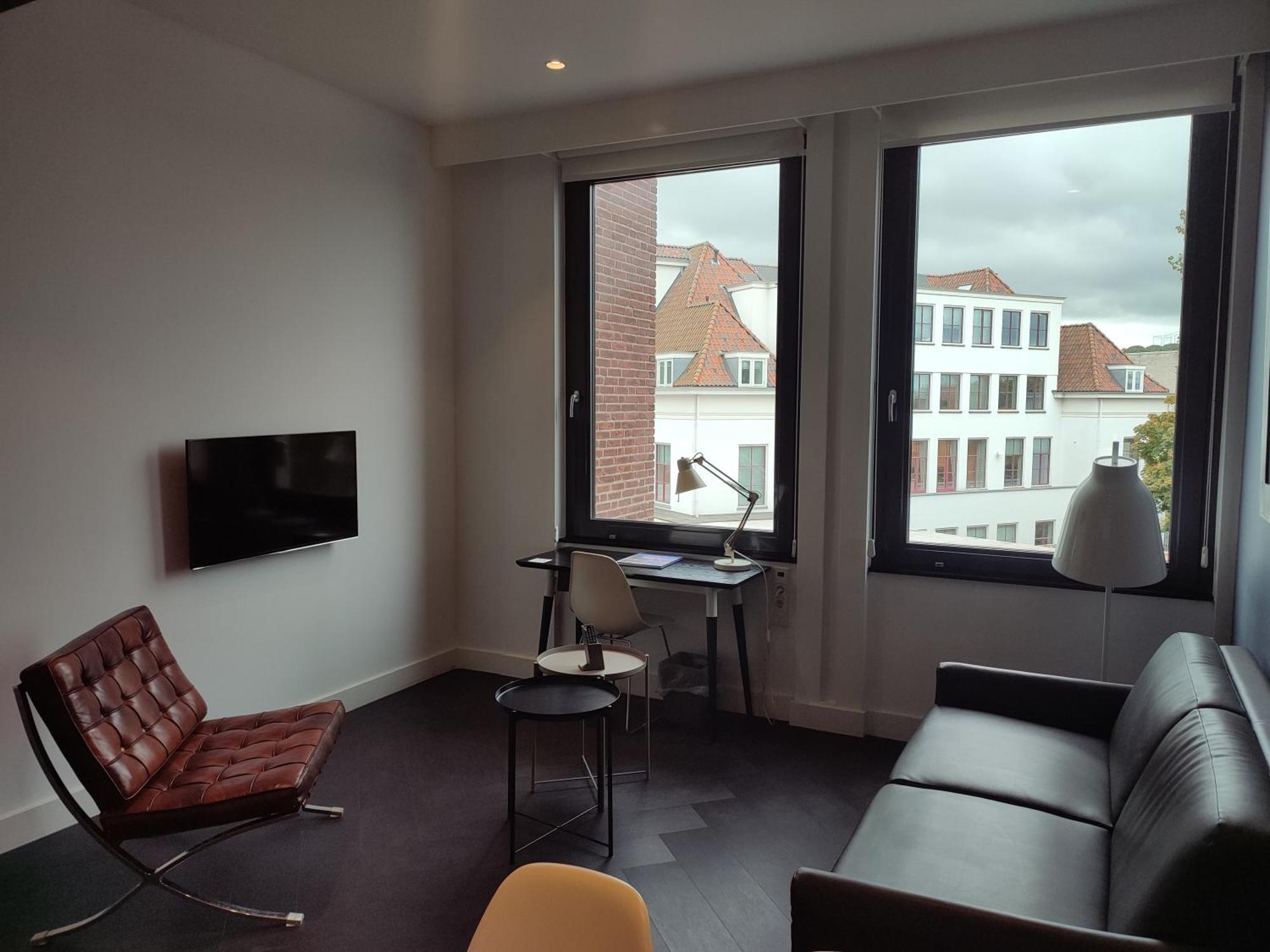 B-Aparthotel Kennedy Hága Kültér fotó